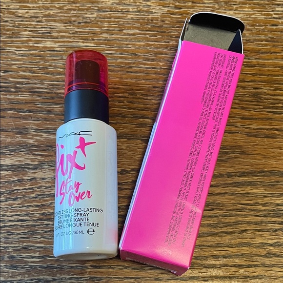 MAC Cosmetics Fix+ Stay Over Setting Spray - Red and Pink - Picture 4 of 5